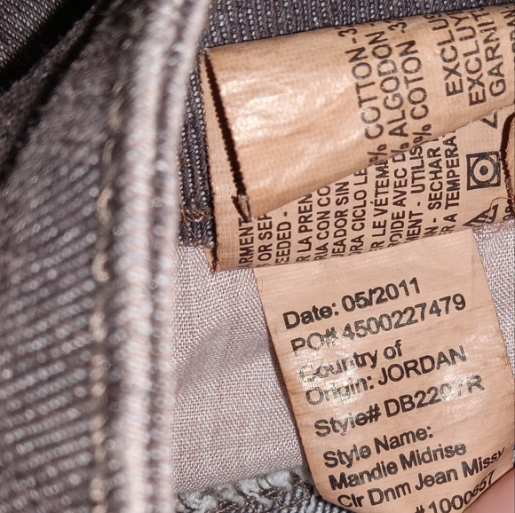 Bandolino Mandie Brown Midrise Denim Shorts size 10 - Picture 5 of 11